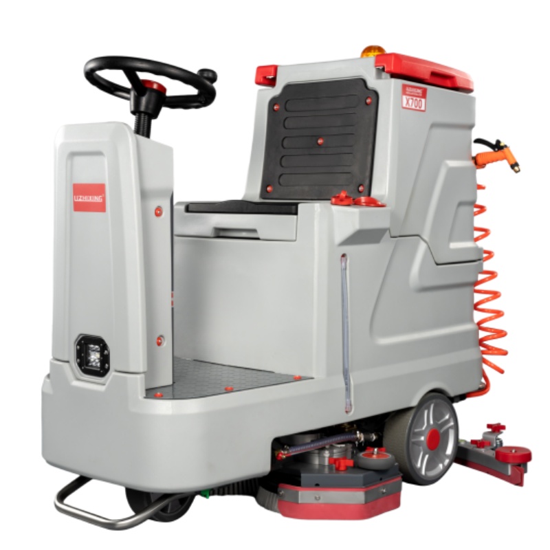 花莲坦洁全自动驾驶式洗地机X700